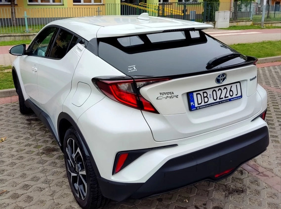 Toyota C-HR cena 106000 przebieg: 34000, rok produkcji 2020 z Świebodzice małe 56